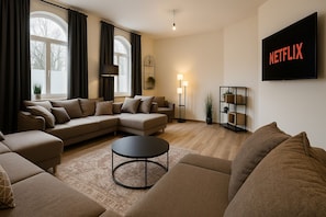 Appartement Deluxe, 5 chambres, non-fumeurs | Rideaux occultants, chambres insonorisées, fer et planche à repasser