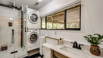 Rumah (3 Bedrooms) | Interior