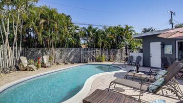 Villa (2 Bedrooms) | Front of property