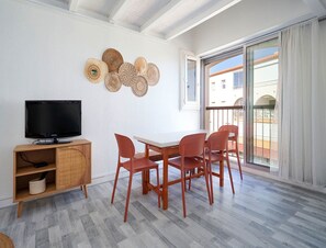 Apartment | Dining - Apartment With Mezzanine in Cap D'agde (Agde)