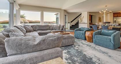 Dog-friendly Haven w/ Stunning Views in Bodega Bay