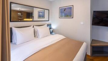 Comfort Studio, Balcony | Desk, free WiFi