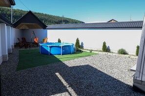 Outdoor spa tub - Marvelous 3-bedroom house with AC in charming Qusar (Qusar)