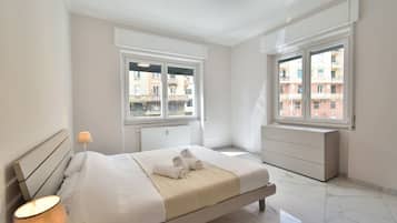 2 bedrooms, iron/ironing board