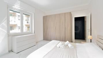 2 chambres, fer et planche à repasser