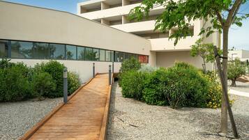 Apartment | Bahagian luar
