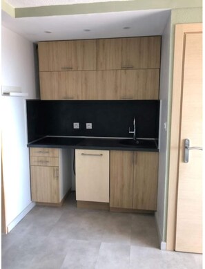 Apartment | Private kitchen - Two-bedroom Apartment, Savannah Beach (Agde)
