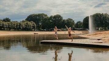 Divers