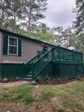 Exterior - Lake house on state park near sports complex (Acworth)