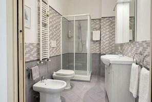 Bathroom - Vrbo Property (Marta)