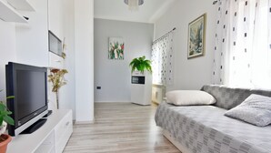 Ảnh chưa phân loại, 2 trong số 30 ảnh, nút
