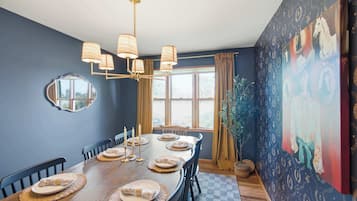 Ferienhaus, Mehrere Betten, Poolzugang, Poolblick (6645 Smith Rd) | Speisen