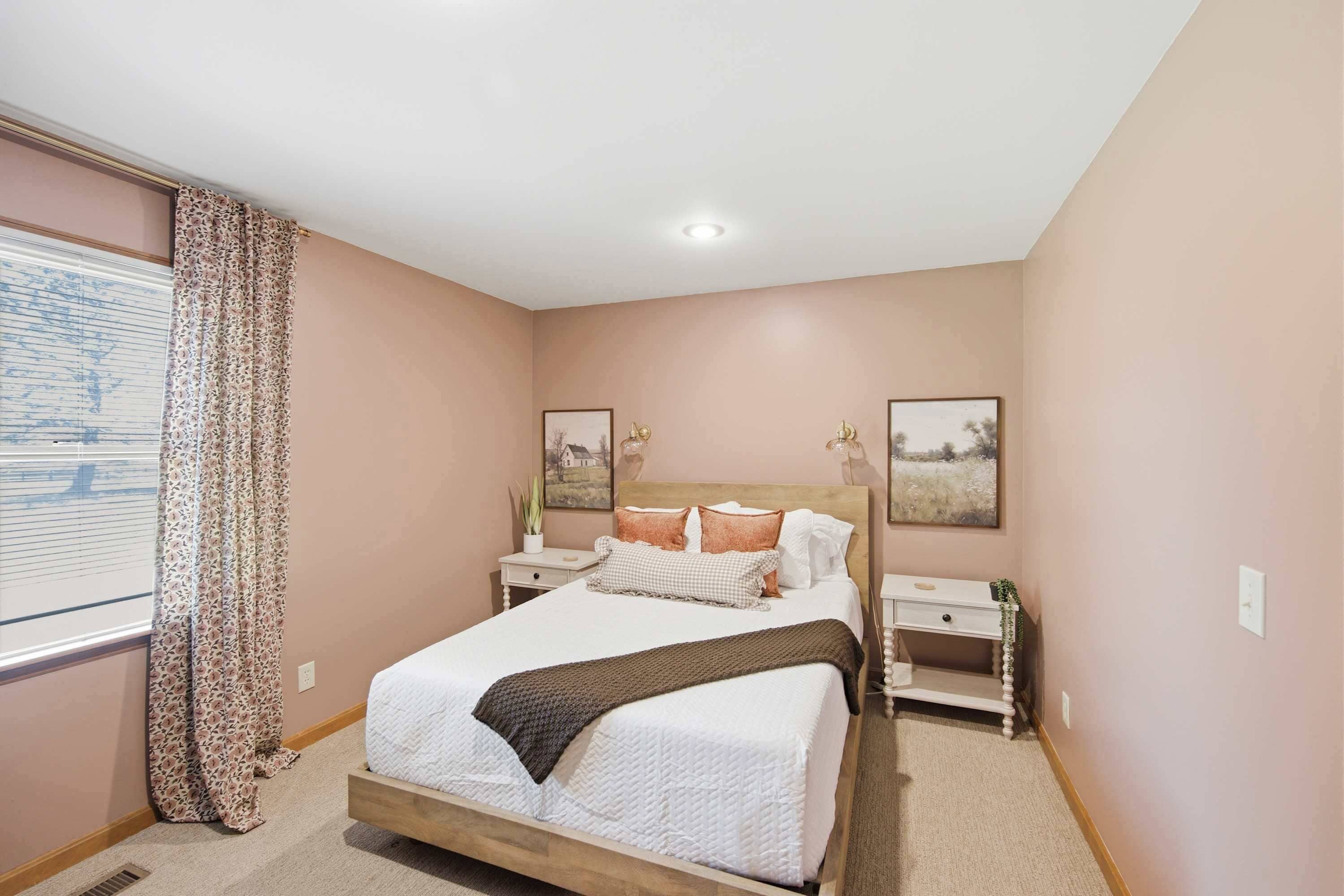 4 bedrooms, individually decorated, individually furnished, desk