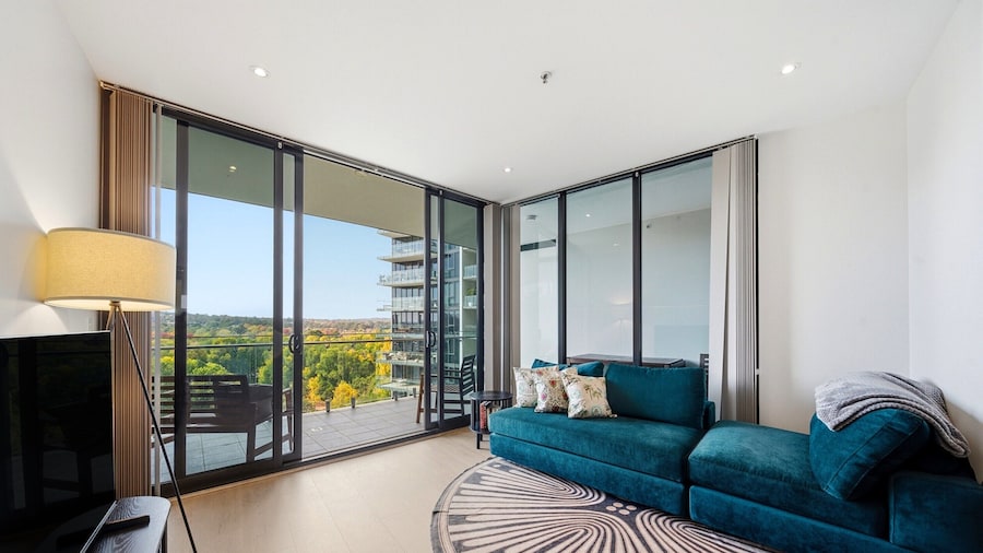 Stylish 1BR CBD w/ Parking Lot