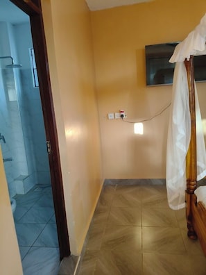 Habitación doble Deluxe | Decoración personalizada, muebles diferentes y wifi gratis