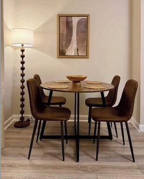 Dining - Cosy flat in the heart of Falkirk (Westquarter)