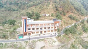 Exterior - Hotel Radha Vallabh (Ukhimath)