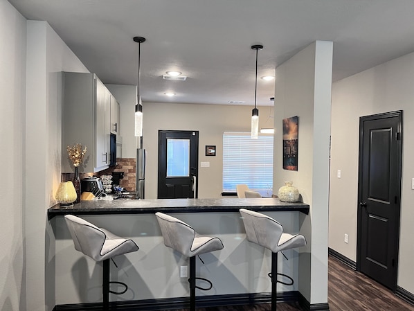 Condo, 2 Bedrooms | Interior
