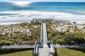 Condo, 2 Bedrooms | Beach - Shoreline Towers 3072 2 Bedroom Condo (Destin)