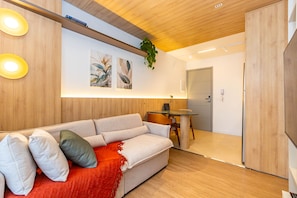 Studio | Living area