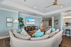 TV - SeaChase 1203C Beautiful spacious unit 4 bedrooms and nearly 3000 sf (ORANGE BEACH)