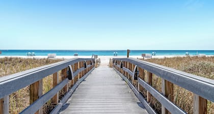 SeaChase 1203C Beautiful spacious unit 4 bedrooms and nearly 3000 sf