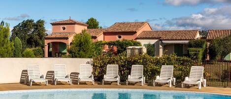 House | Pool | Outdoor pool