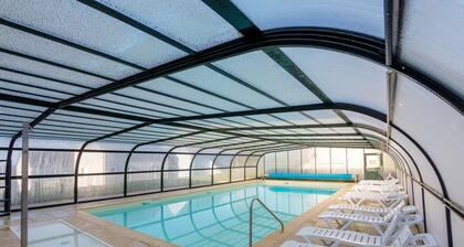 Apartment With Heated Indoor Pool