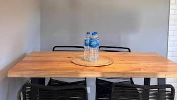 Family Quadruple Room, Mountain View | Dining