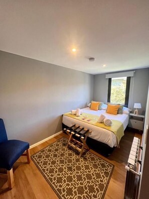 Standard Double Room | In-room safe, blackout drapes, free WiFi - Desierto Suites (El Chalten)