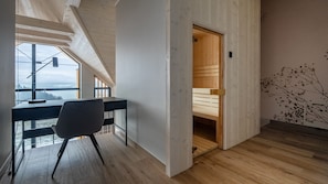 Apartment (2) | Wohnbereich | Flachbildfernseher