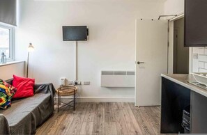 1 bedroom - Modern 1BR Apartment Near City Centre Stadiums (Moffat)