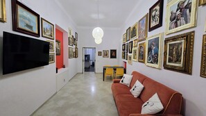 Smart TV - Vrbo Property (Sorrento)