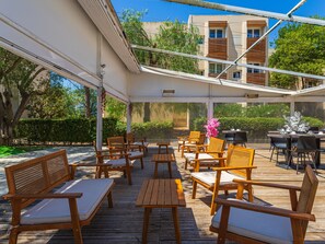 Apartemen | Tempat makan outdoor