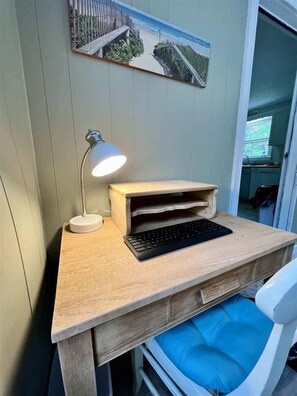 Interior - 24 Riverbank Road. Footbridge Beach Cape! (Ogunquit)