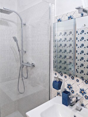 Apartment, Patio | Bathroom - La Casa delle Zie (Maglie)