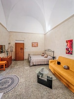Apartamento, patio | Tabla de planchar con plancha y wifi gratis