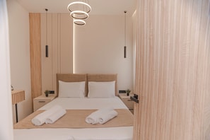 First Floor Suite | Blackout drapes, soundproofing, iron/ironing board, free WiFi - Kandia Suites (Heraklion)