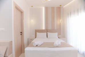 Cortinas blackout y sistema de insonorización 