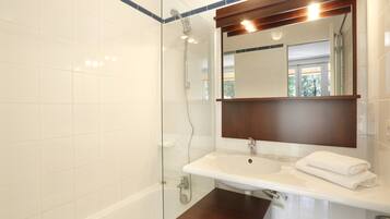 Apartemen | Kamar mandi