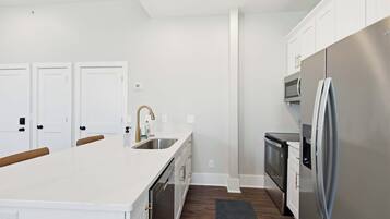 Condo, 1 Queen Bed, Kitchen (The Bavarian Inn 4) | Private kitchen