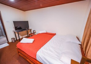 Kamar Klasik | Meja kerja dan ruang kerja ramah laptop
