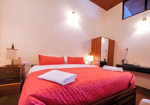 Kamar Deluks | Meja kerja dan ruang kerja ramah laptop