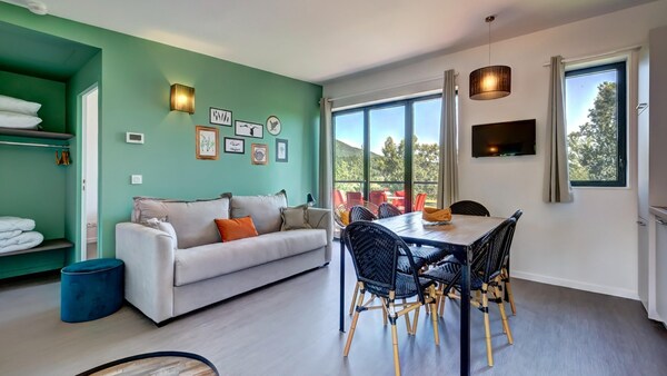Stay With Terrace Near The Rhone - Seyssel