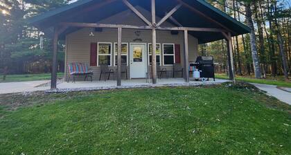 Upper Peninsula Peaceful Cabin