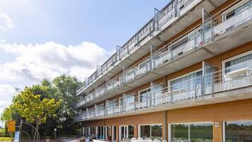 Apartment | Outdoor dining