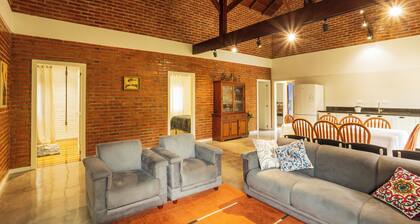 Dona Bela Farm – Forest view and barbecue area