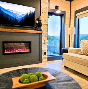 House | 6 bedrooms, Internet - New Private Pool-6br-waterpark-mtn View-sleeps 18 (Sevierville)