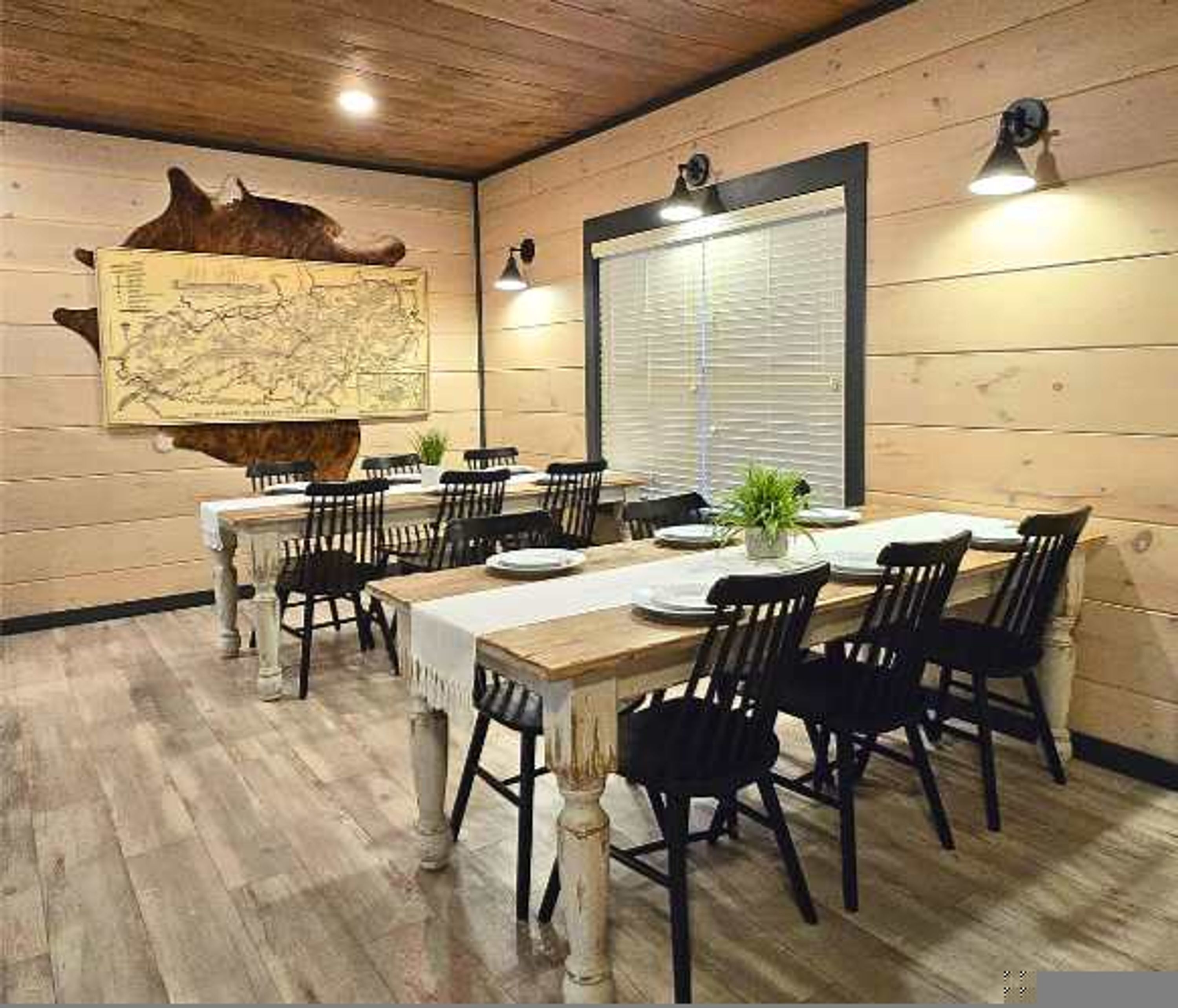 Rumah | 6 kamar tidur dan internet