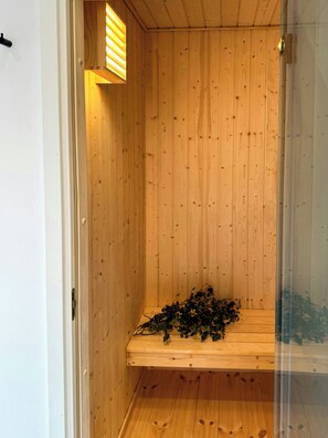 Sauna - Modern family home near Marielyst beach (Væggerløse)